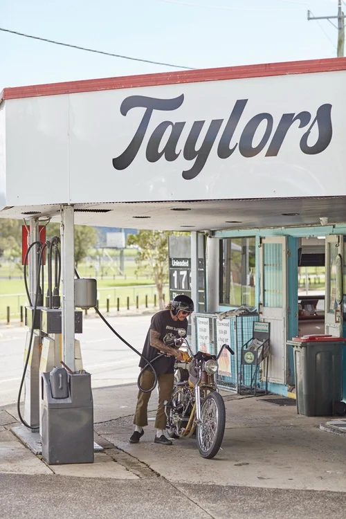 ダイスマガジンサングラス Sunglasses — DicE Magazine